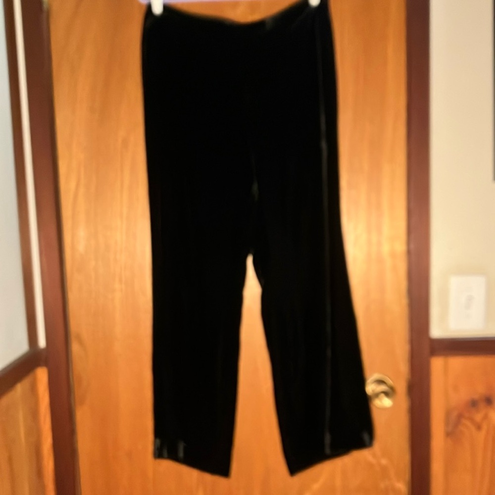 Beautiful Ann Taylor Black Velvet Wide Leg Pants- Size 8
